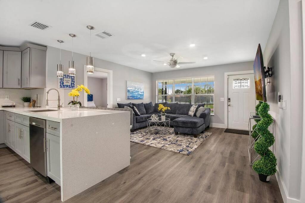 Modern Getaway Near The Beach With Room For A Boat West Palm Beach Exterior foto